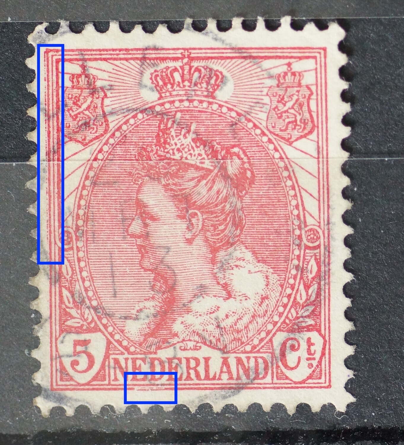 NVPH 60 - o.a. beschadiging en breuk in kaderlijn onder de 1e E van NEDERLAND NVPH 60 - o.a. beschadiging en breuk in kaderlijn onder de 1e E van NEDERLAND