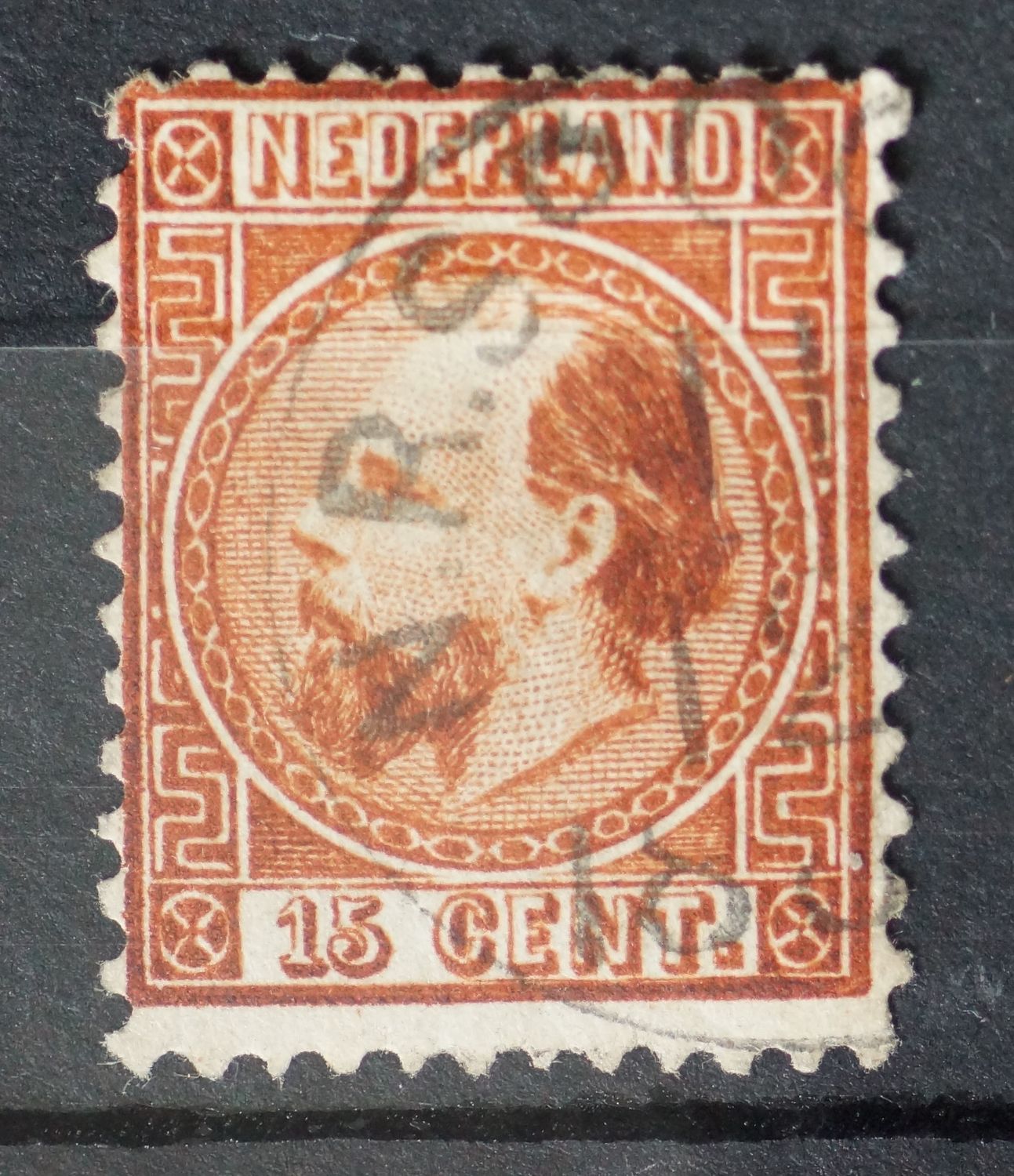 Rondstempel grotesk N.R. Spoorweg op NVPH 9