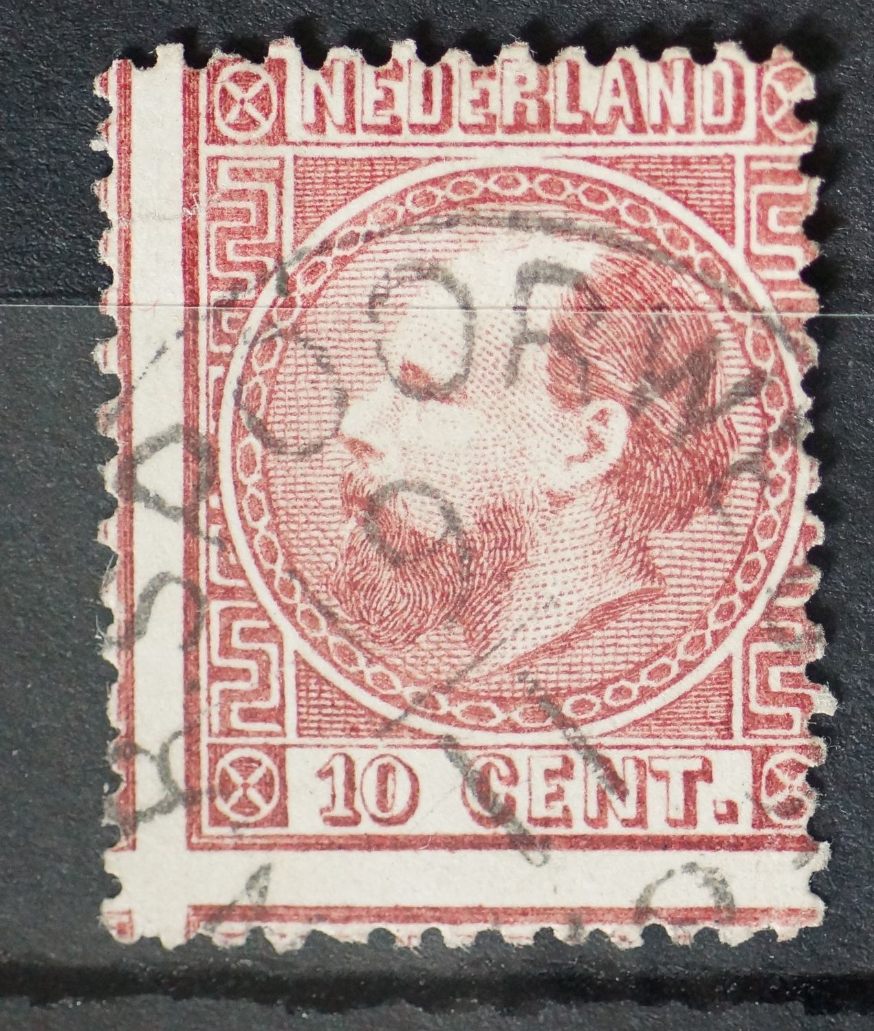 Rondstempel grotesk N.R. Spoorweg op NVPH 8