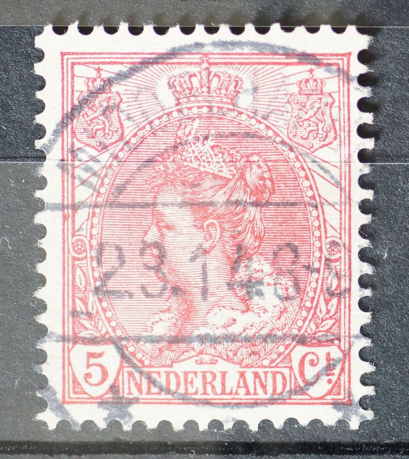 Middelharnis 2 op NVPH 60