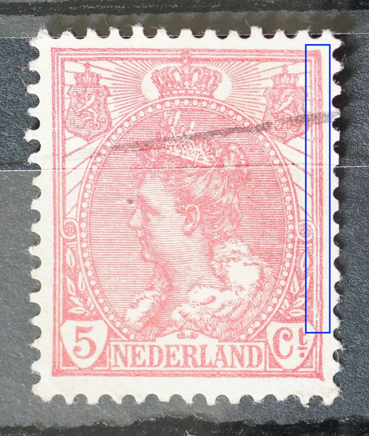 NVPH 60 - dikke kaderlijn met beschadigingen rechts