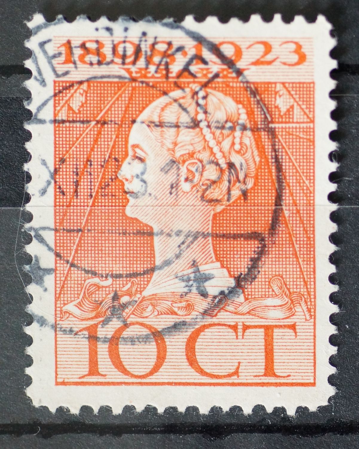 Overdinkel op NVPH 124 - vrij schaars
