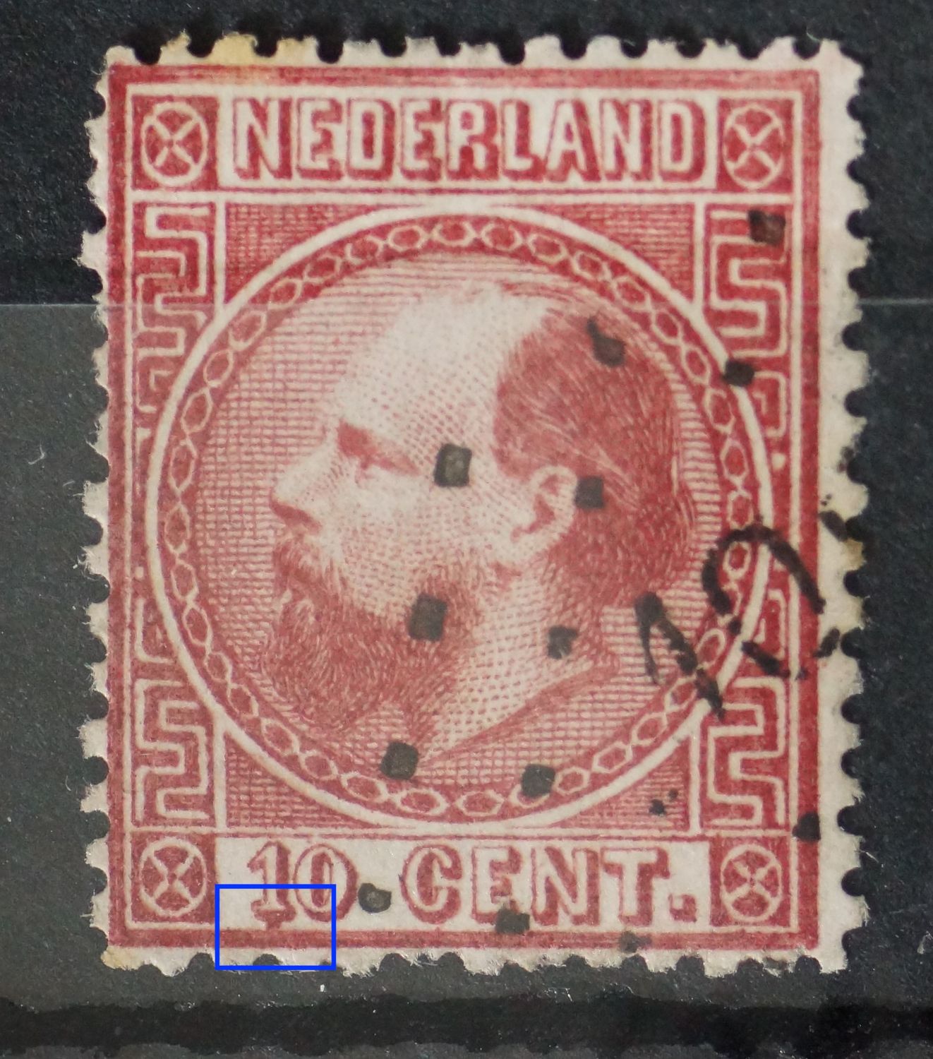 NVPH 8 - rode vlek onder de 1 van 10