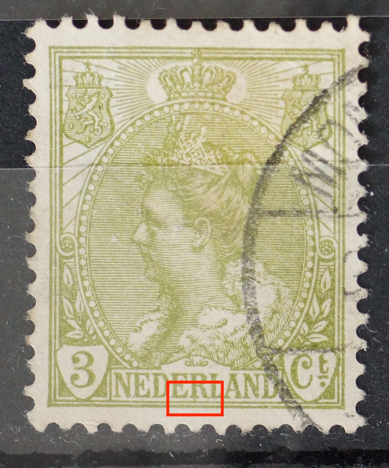 NVPH 57 - groene punt onder de R van NEDERLAND
