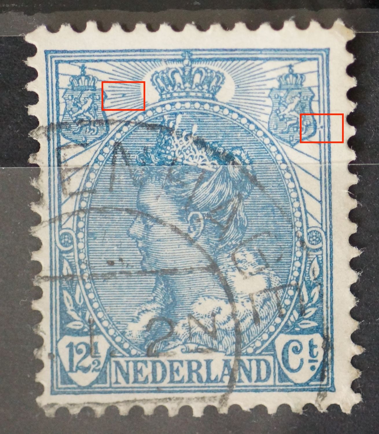 NVPH 63 - blauwe punt tussen kaderlijnen rechts