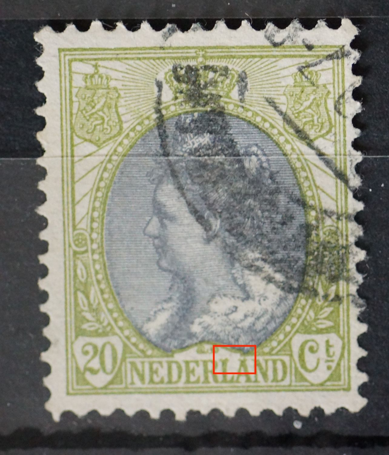 NVPH 69 - beschadigde bovenzijde LA van NEDERLAND