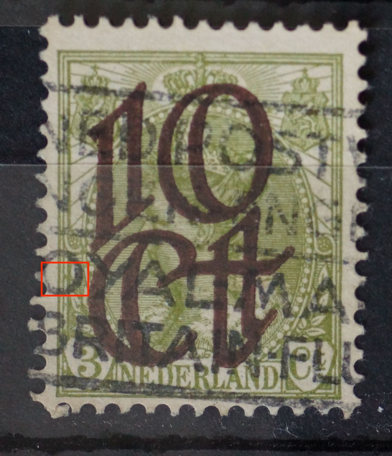 NVPH 116 - groene vlek tussen kaderlijnen links NVPH 116 - groene vlek tussen kaderlijnen links