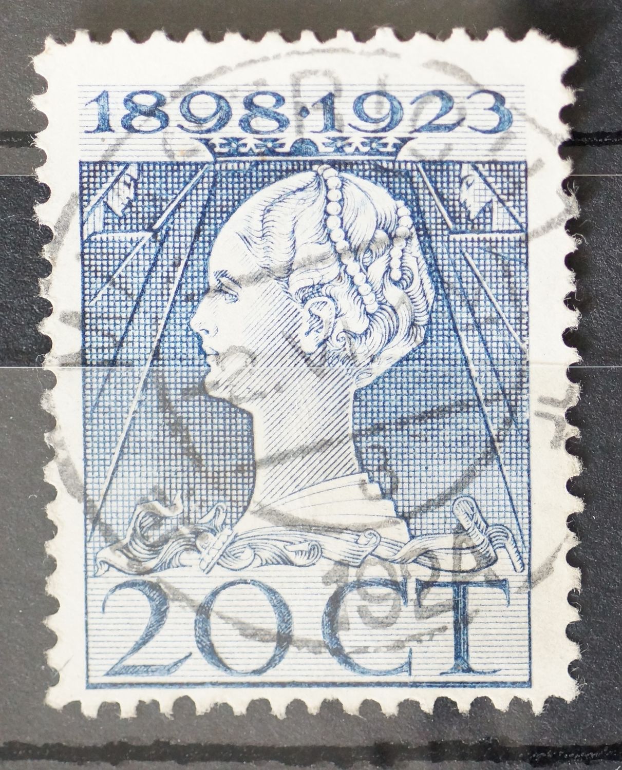 Maastricht 8 op NVPH 125