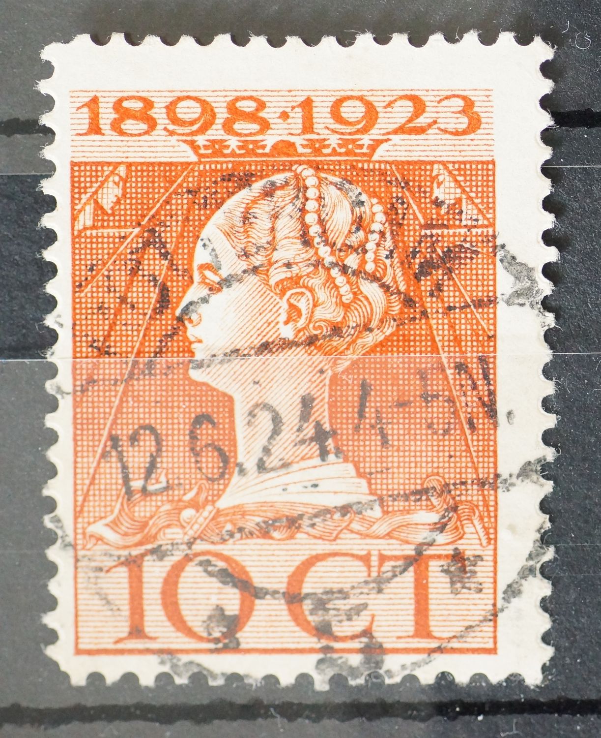 Rotterdam 5 op NVPH 124 - vrij schaars