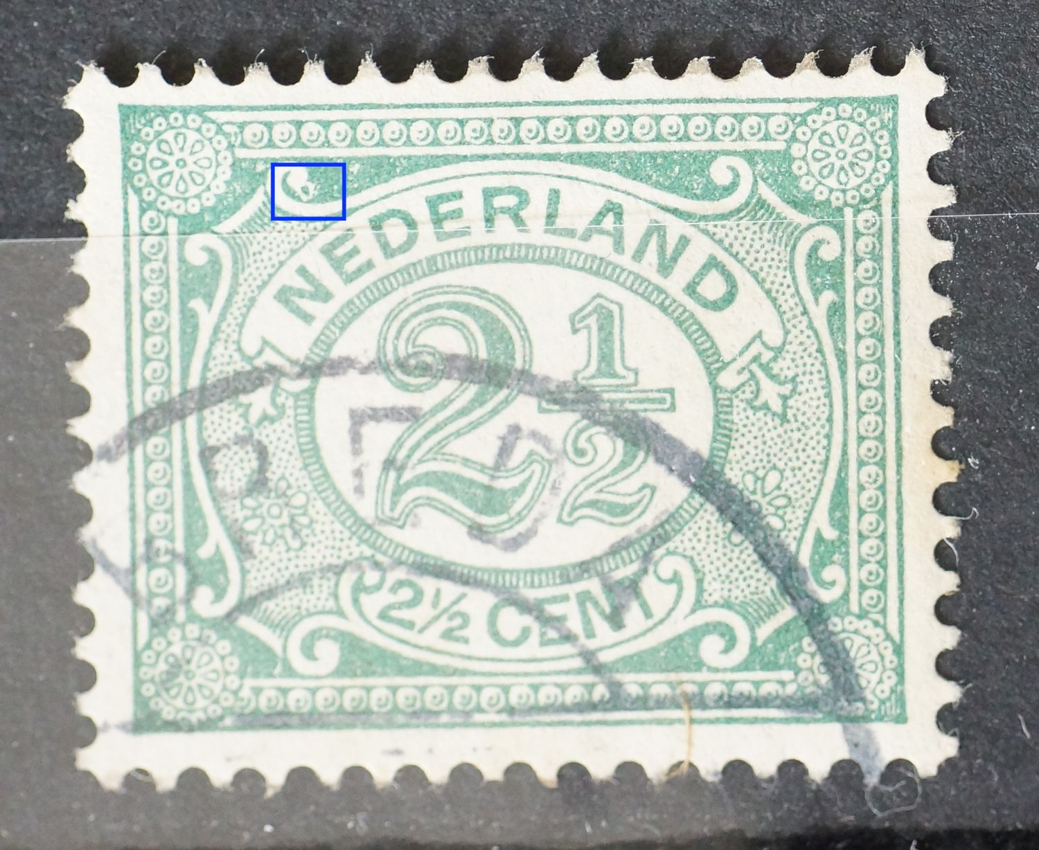 NVPH 55 - groene punt in witte vlek linksboven NVPH 55 - groene punt in witte vlek linksboven