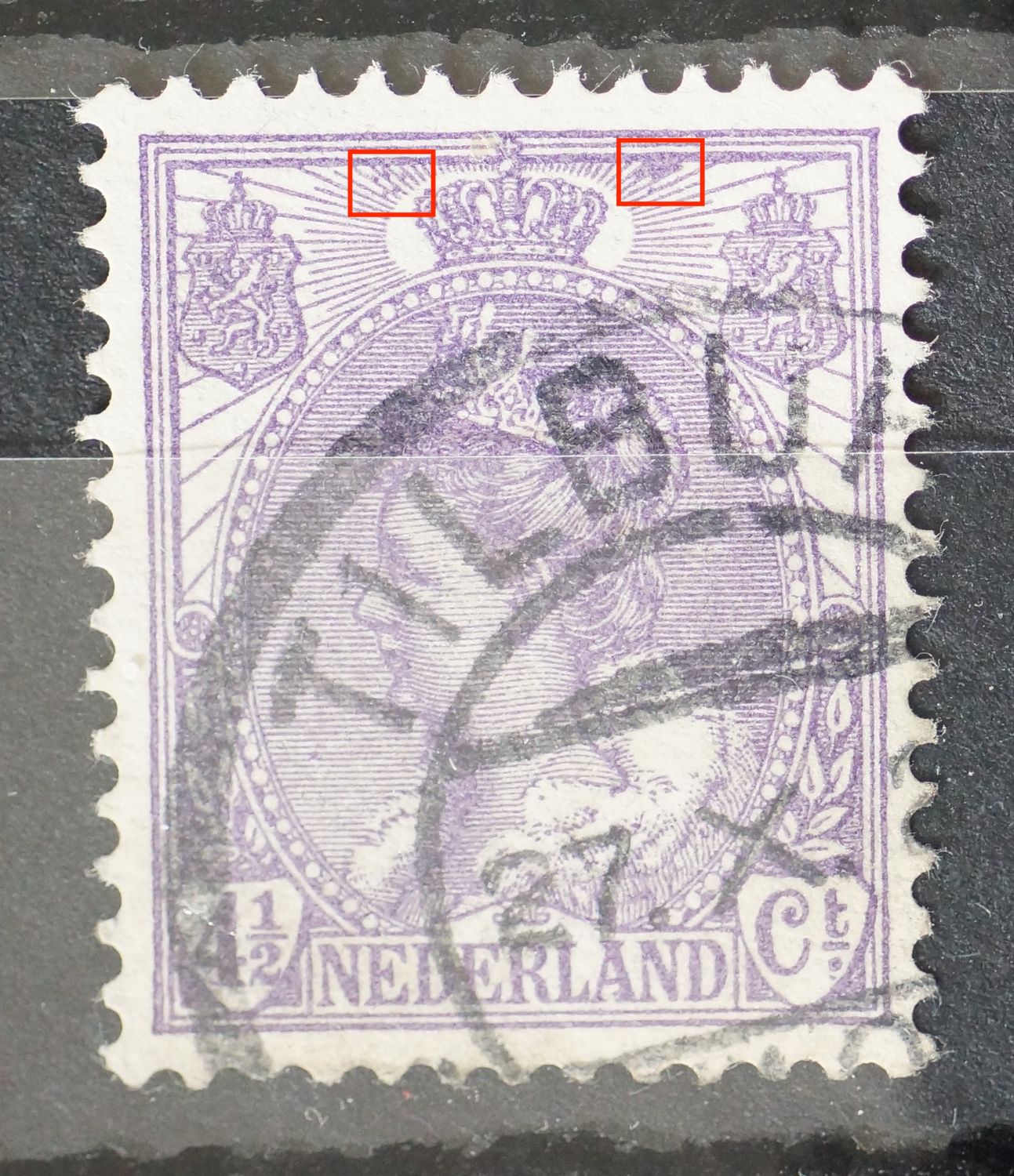 NVPH 59 (donker violet) - violette vlek rechts van kroon