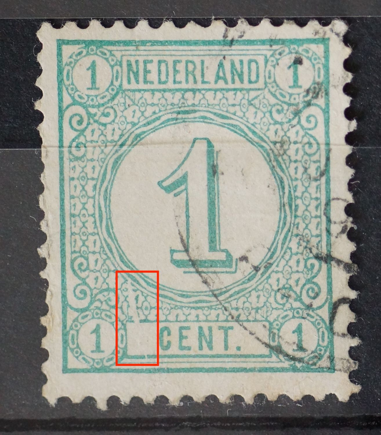 NVPH 31 - grote witte vlek linksonder (druktoeval a.g.v. fragmentje op het papier?)