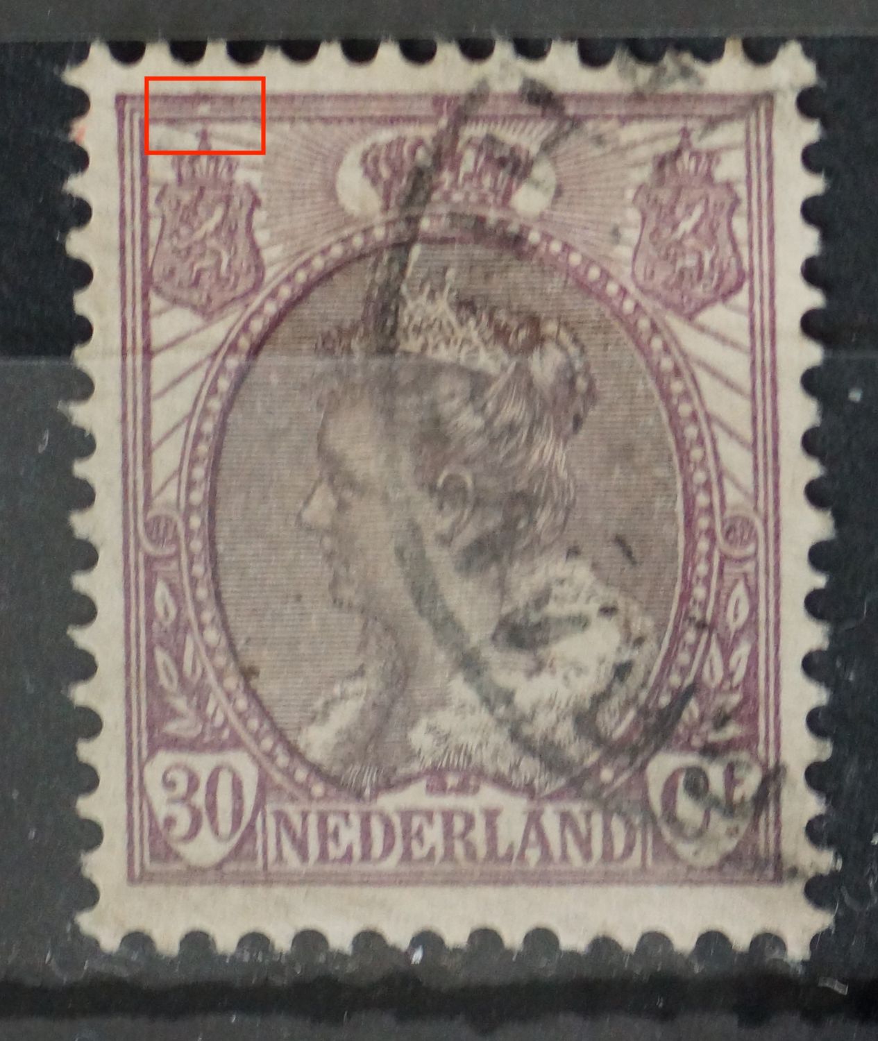 NVPH 72 - breuk in kaderlijn boven linker wapenschild