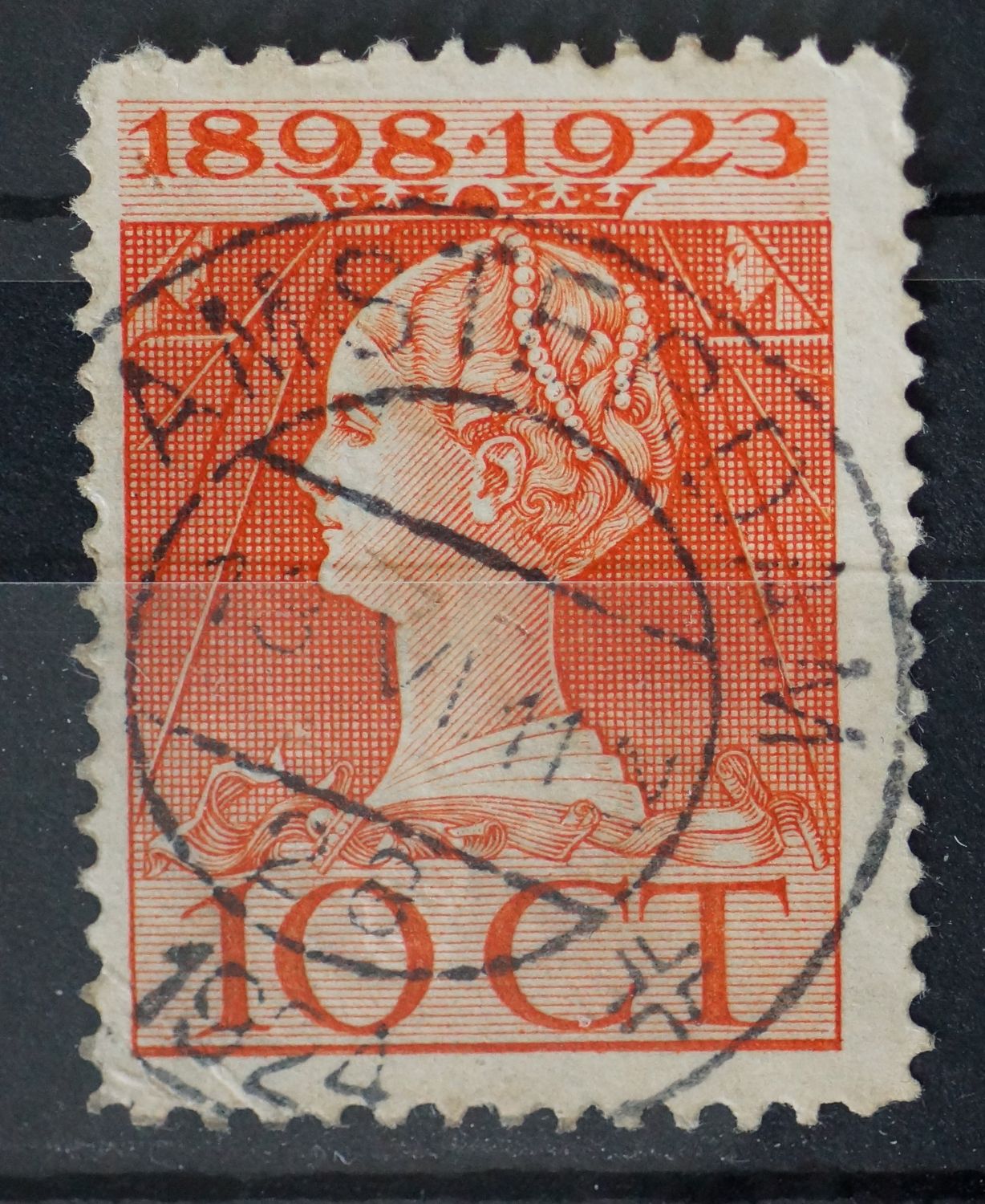 Amsterdam 28 op NVPH 124