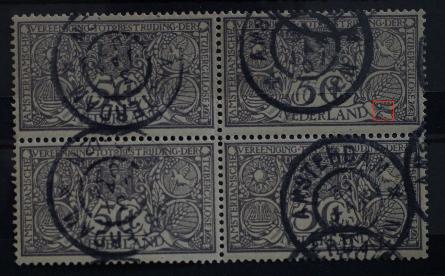 NVPH 86 (blok) - witte kras rechtsonder (zegel rechtsboven)