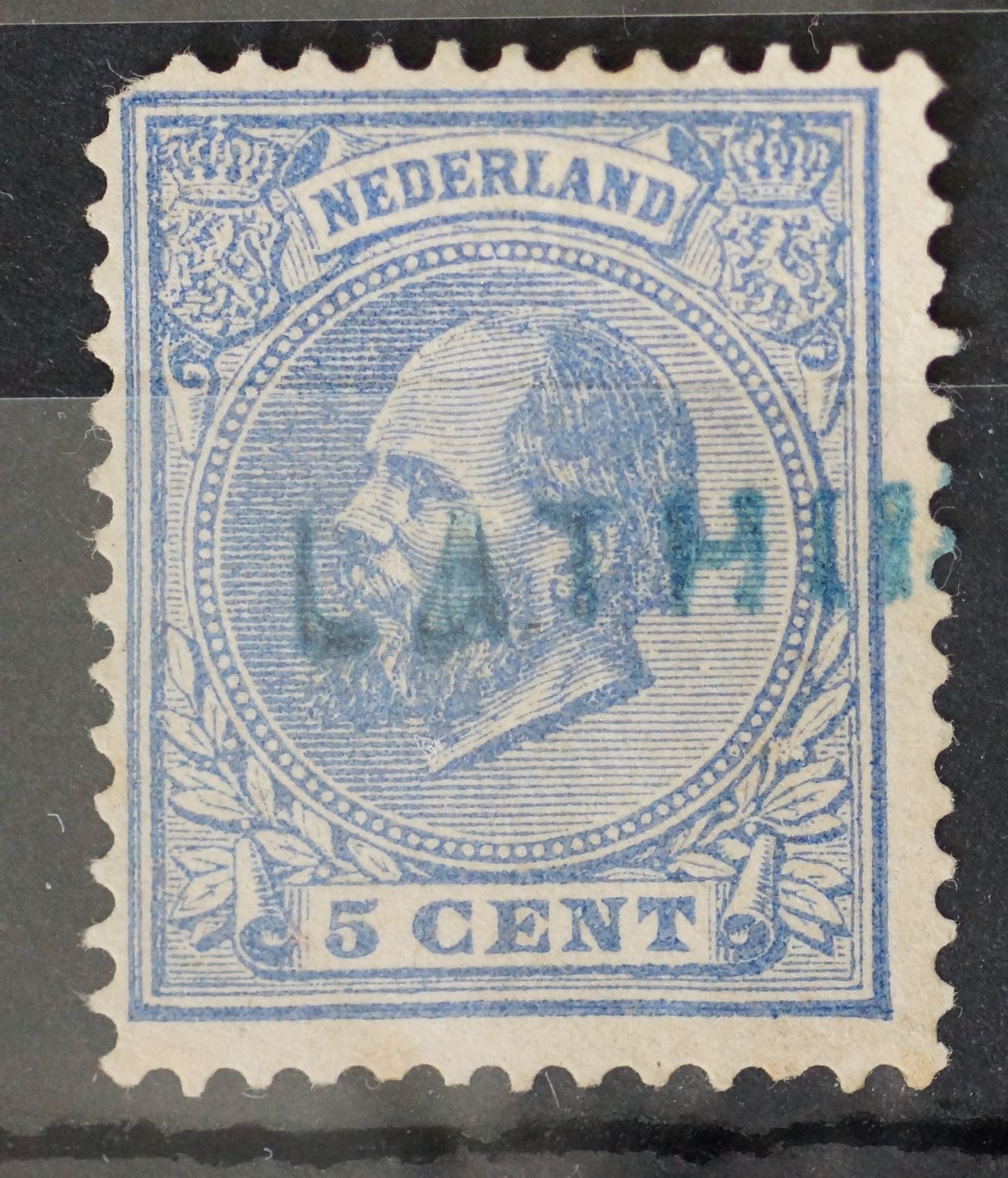 Lathum (in blauw) op NVPH 19 - schaars