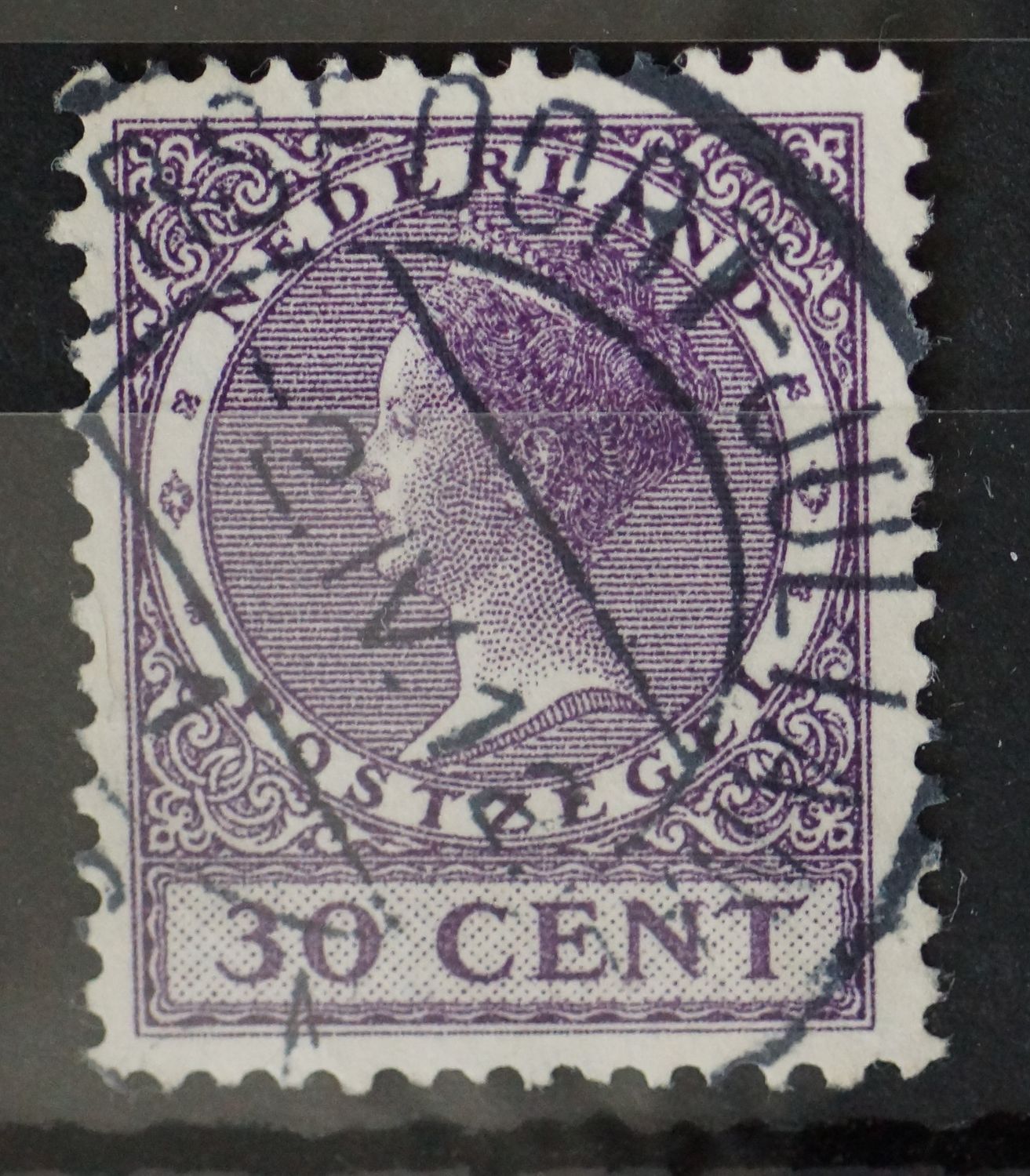 Amersfoort - Julianalaan 1 op NVPH 194