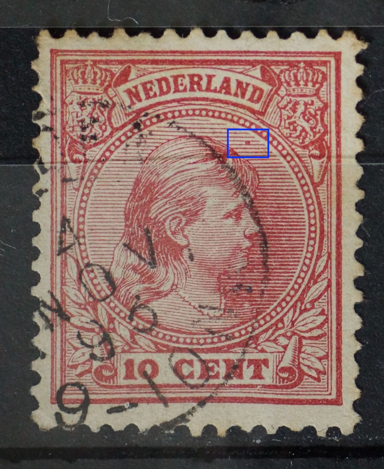 NVPH 37 - rode vlek in arcering rechts, boven