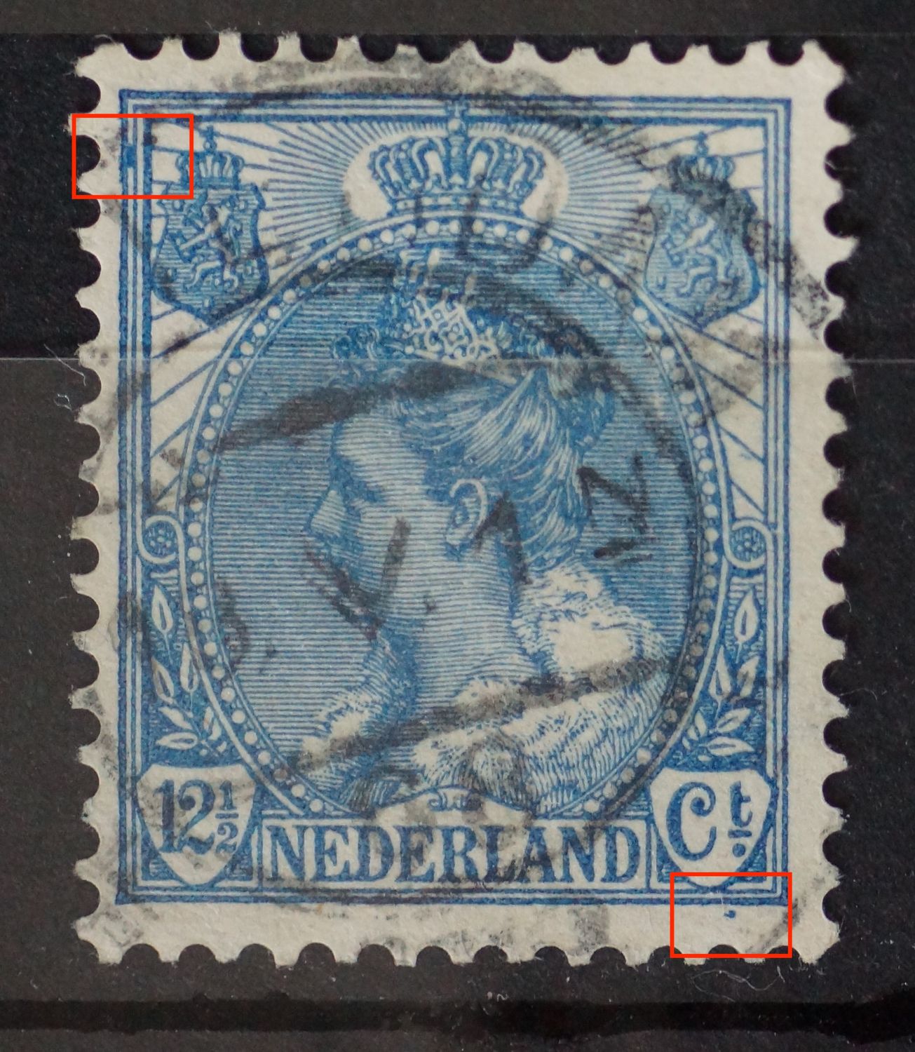 NVPH 63 - o.a. blauw balkje tussen kaderlijnen bij linker wapenschild