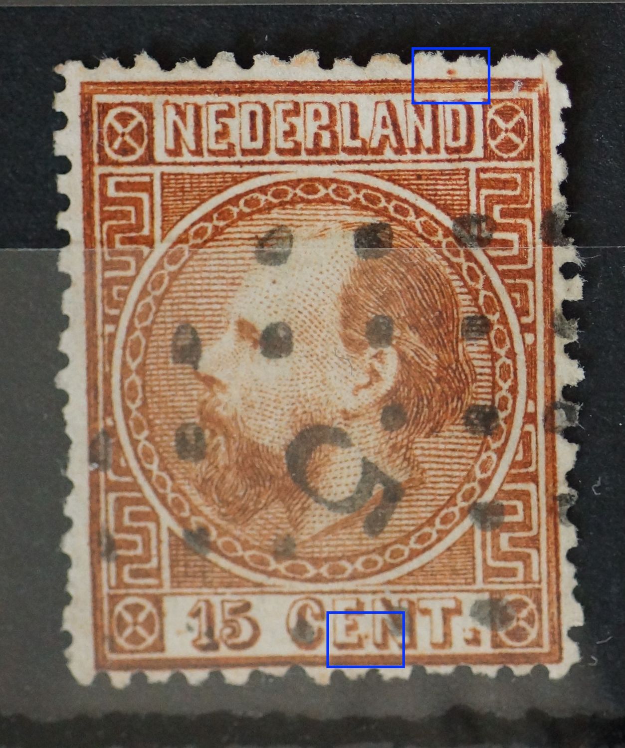 NVPH 9 - o.a. bruine punt tussen EN van CENT NVPH 9 - o.a. bruine punt tussen EN van CENT