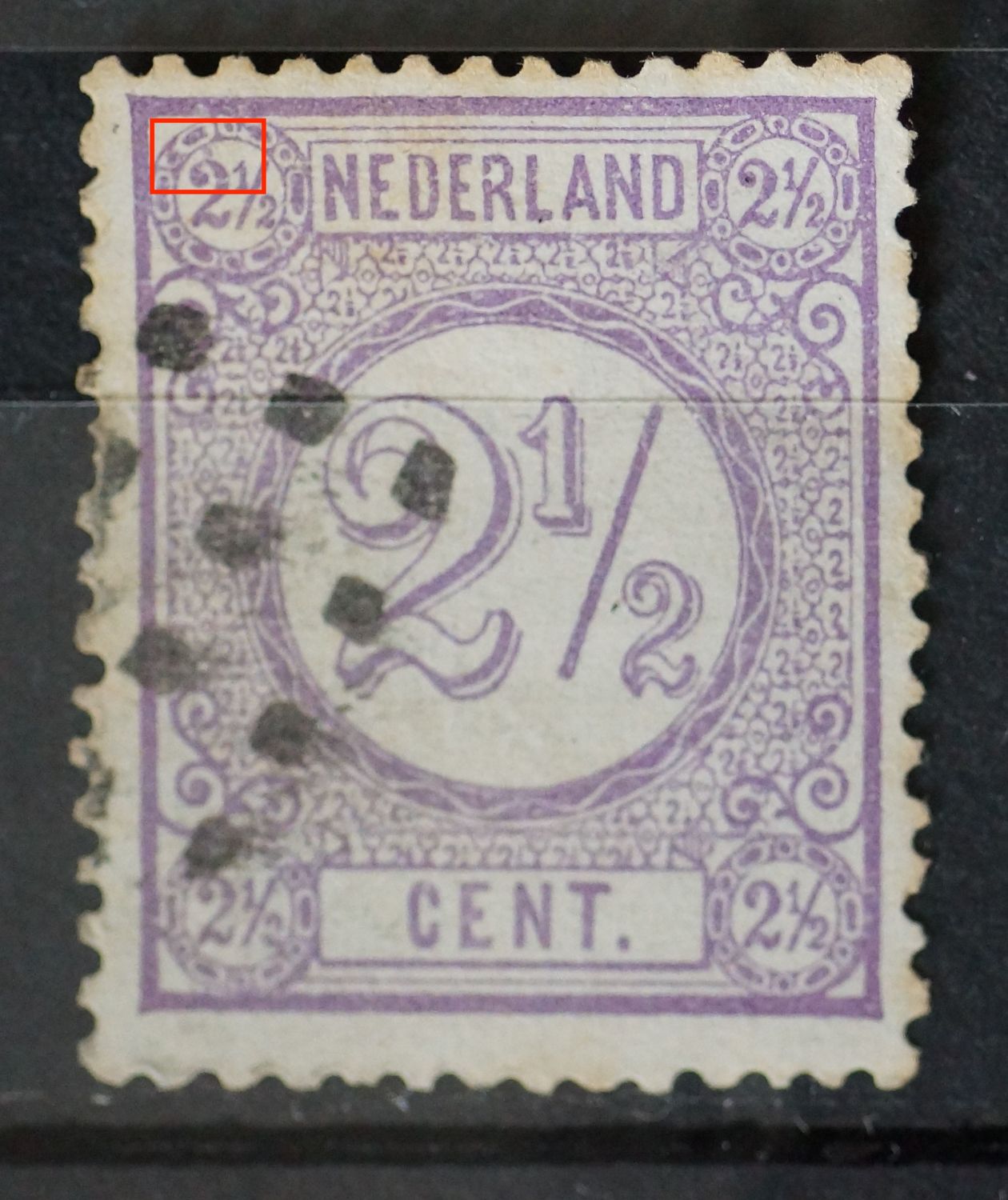 NVPH 33 - violette punt boven de 2 linksboven