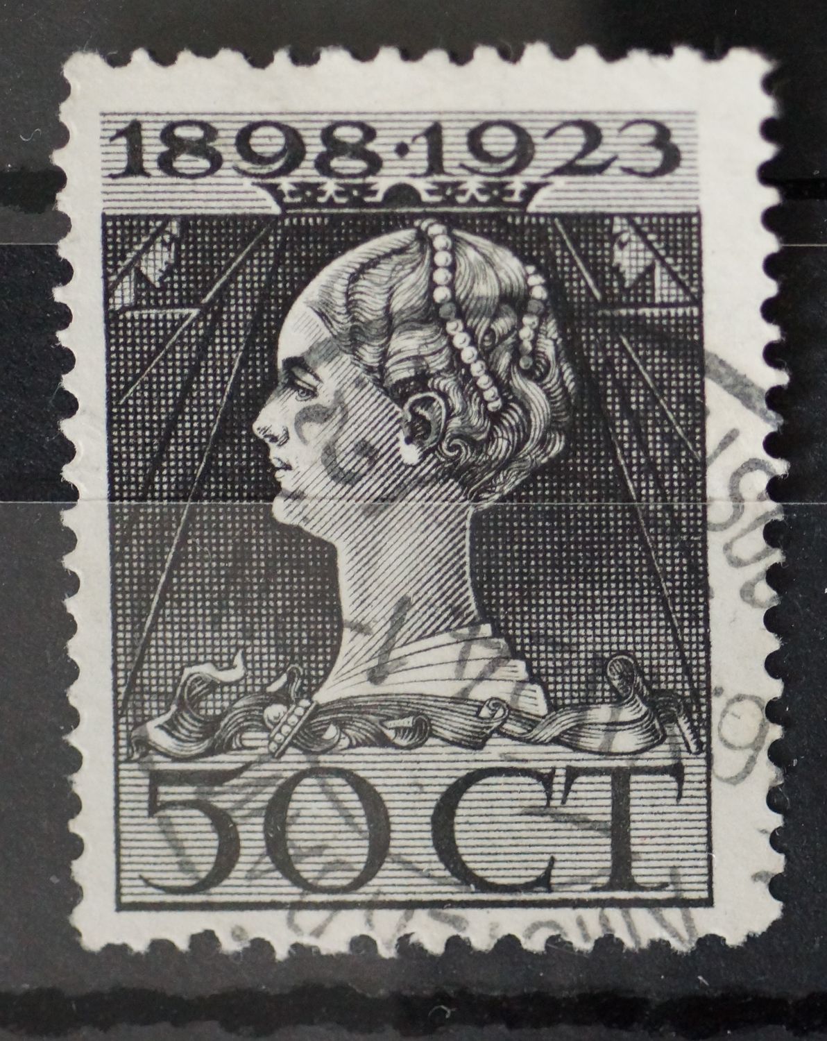 Amsterdam Oosterp.str. 2 op NVPH 128 - vrij schaars Amsterdam Oosterp.str. 2 op NVPH 128 - vrij schaars