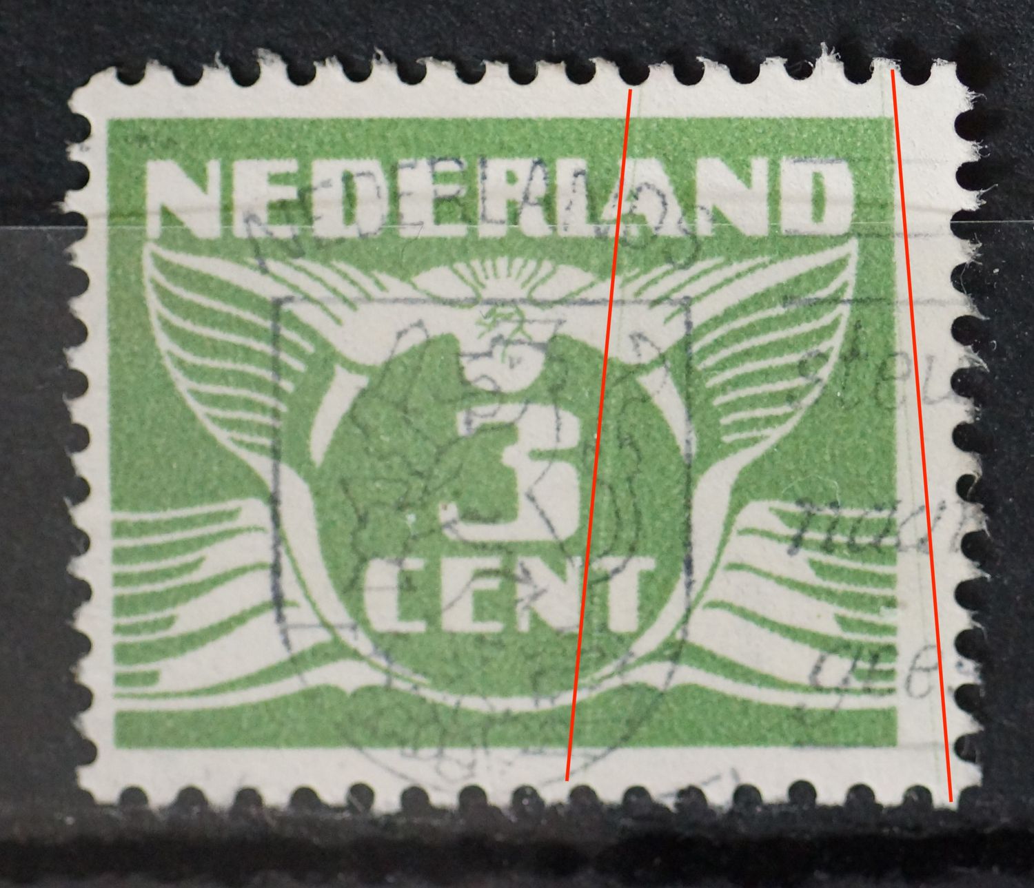 NVPH 175 - twee verticale groene rakellijnen NVPH 175 - twee verticale groene rakellijnen