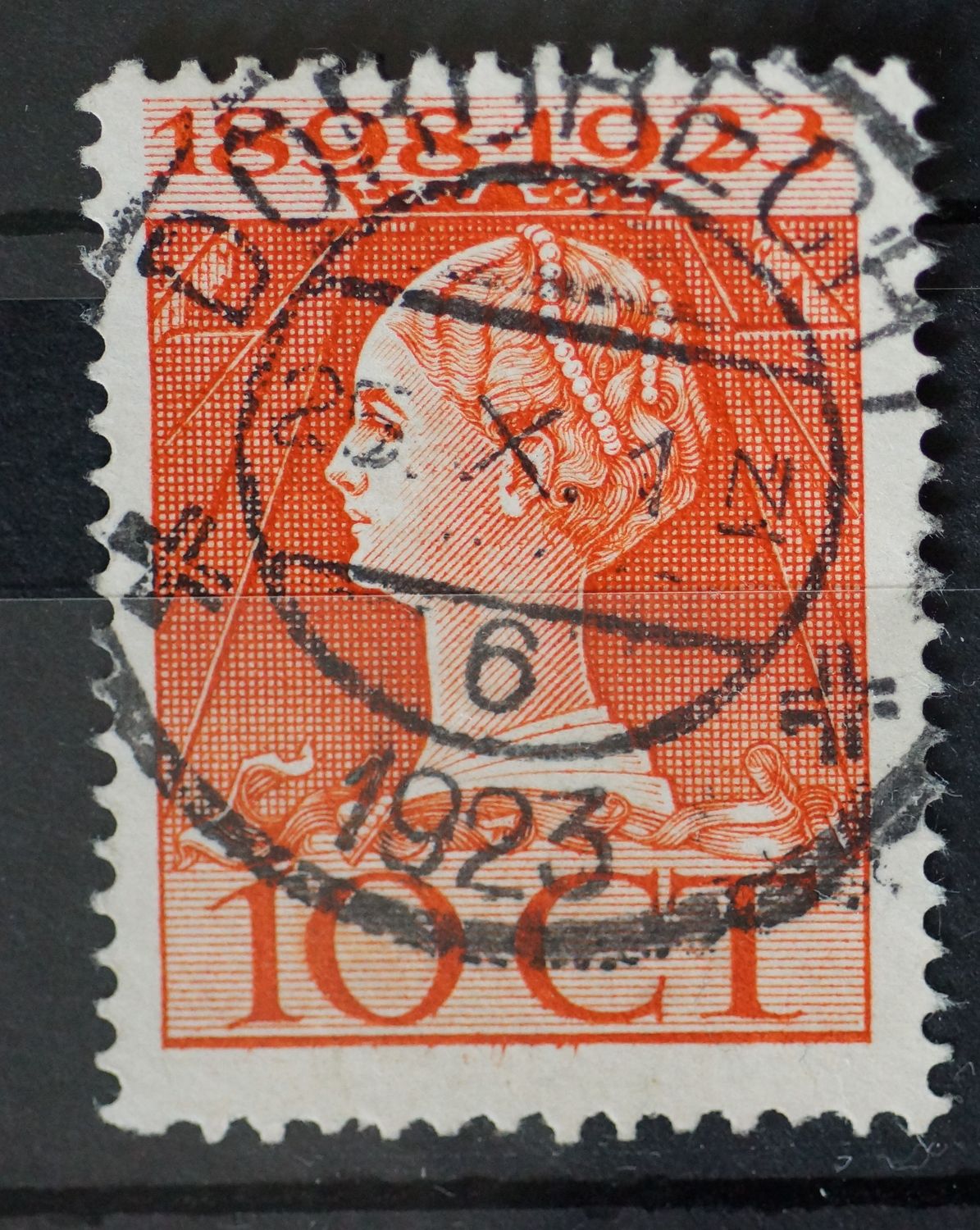 Dordrecht 6 op NVPH 124