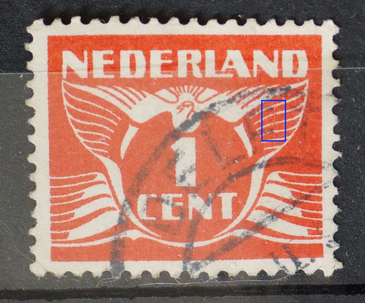 NVPH 170 - rode verticale streep / watervlek rechts