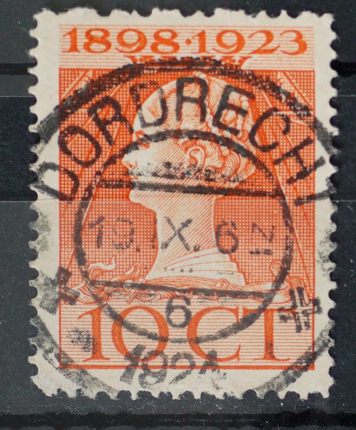 Dordrecht 6 op NVPH 124