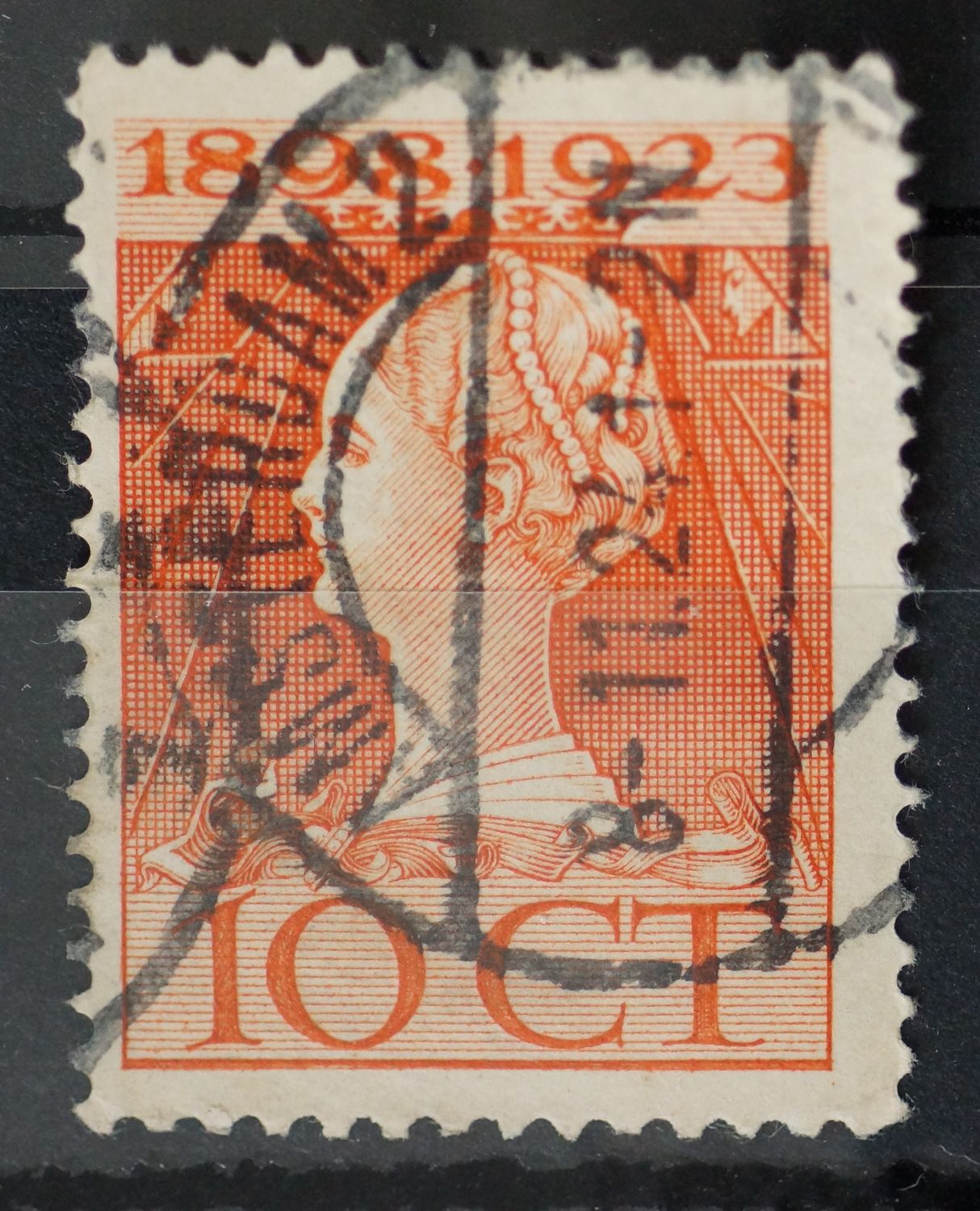 Amsterdam 2  1 op NVPH 124 - vrij schaars