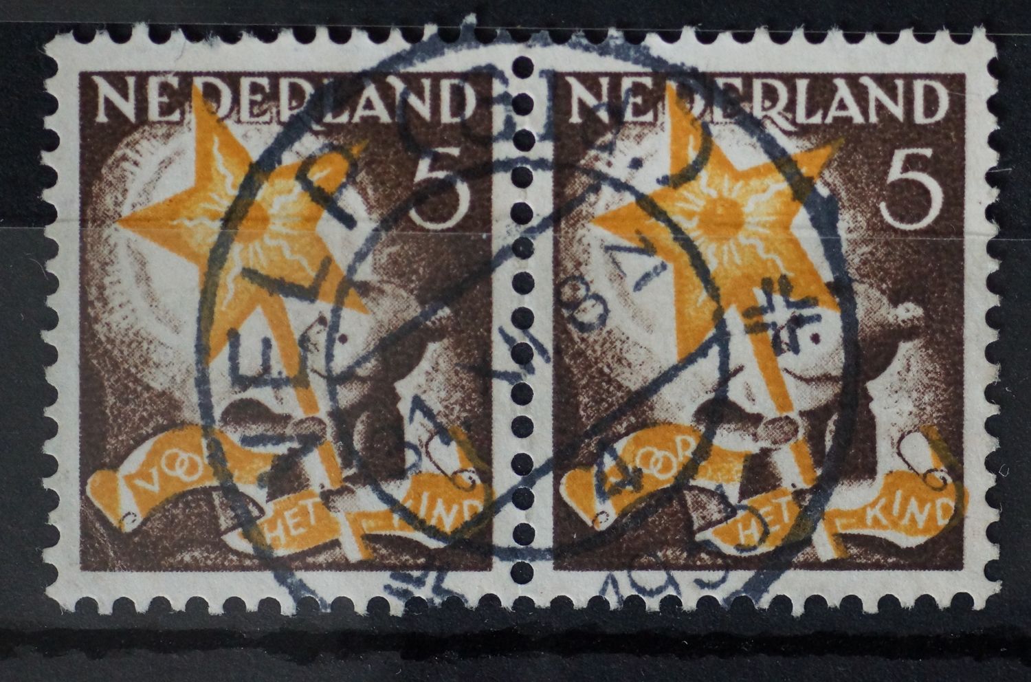 Velp (Gld.) 4 op NVPH 262 (paar)