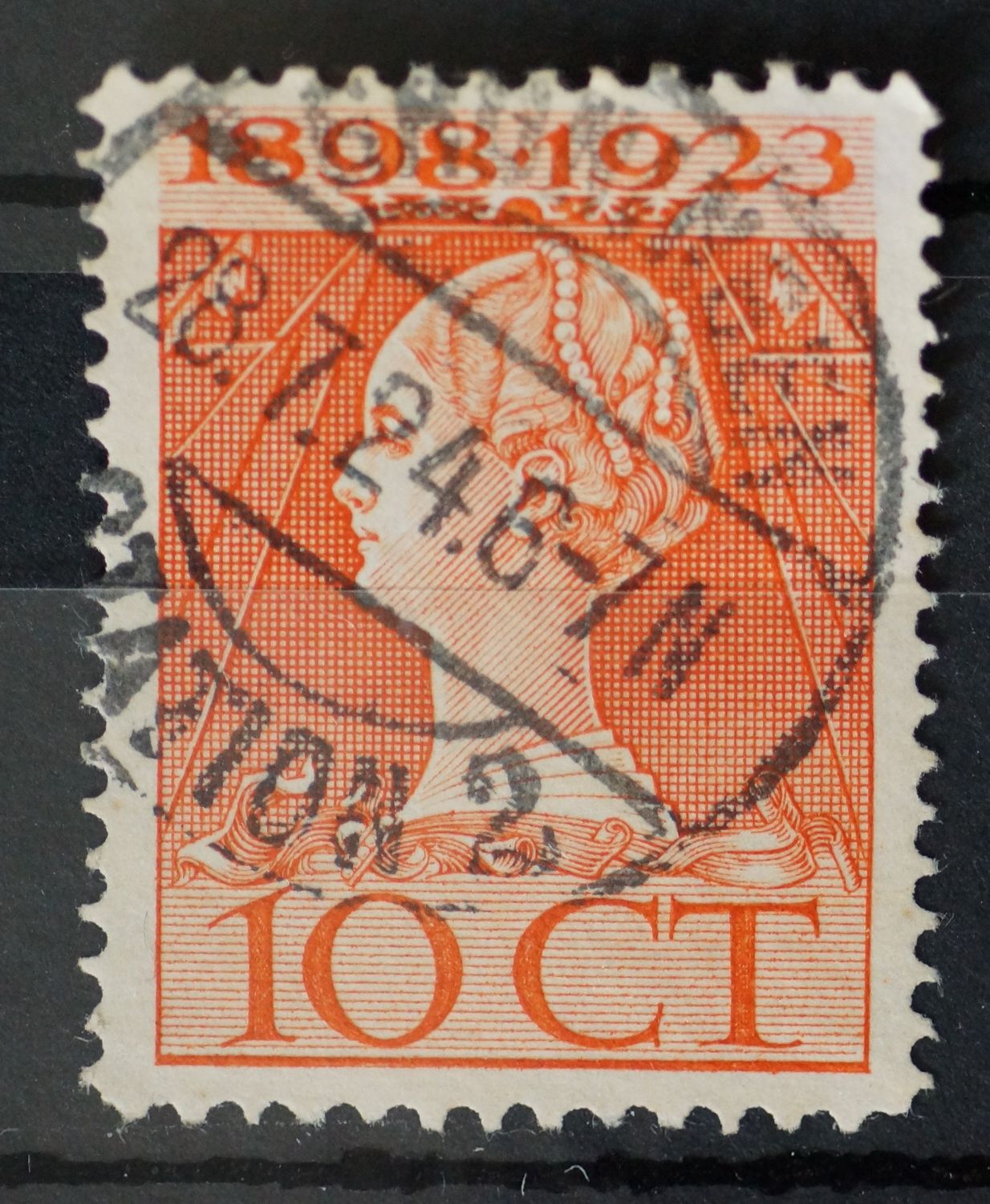 Groningen Station 2  op NVPH 124 - vrij schaars