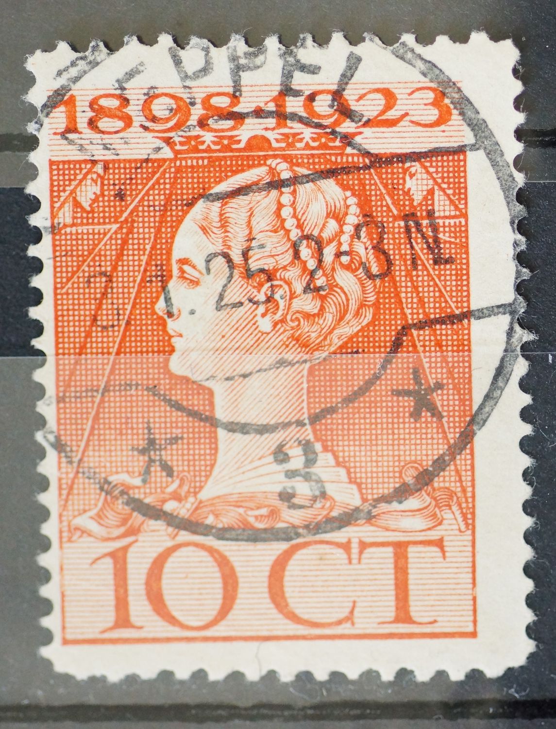 Meppel 3 op NVPH 124