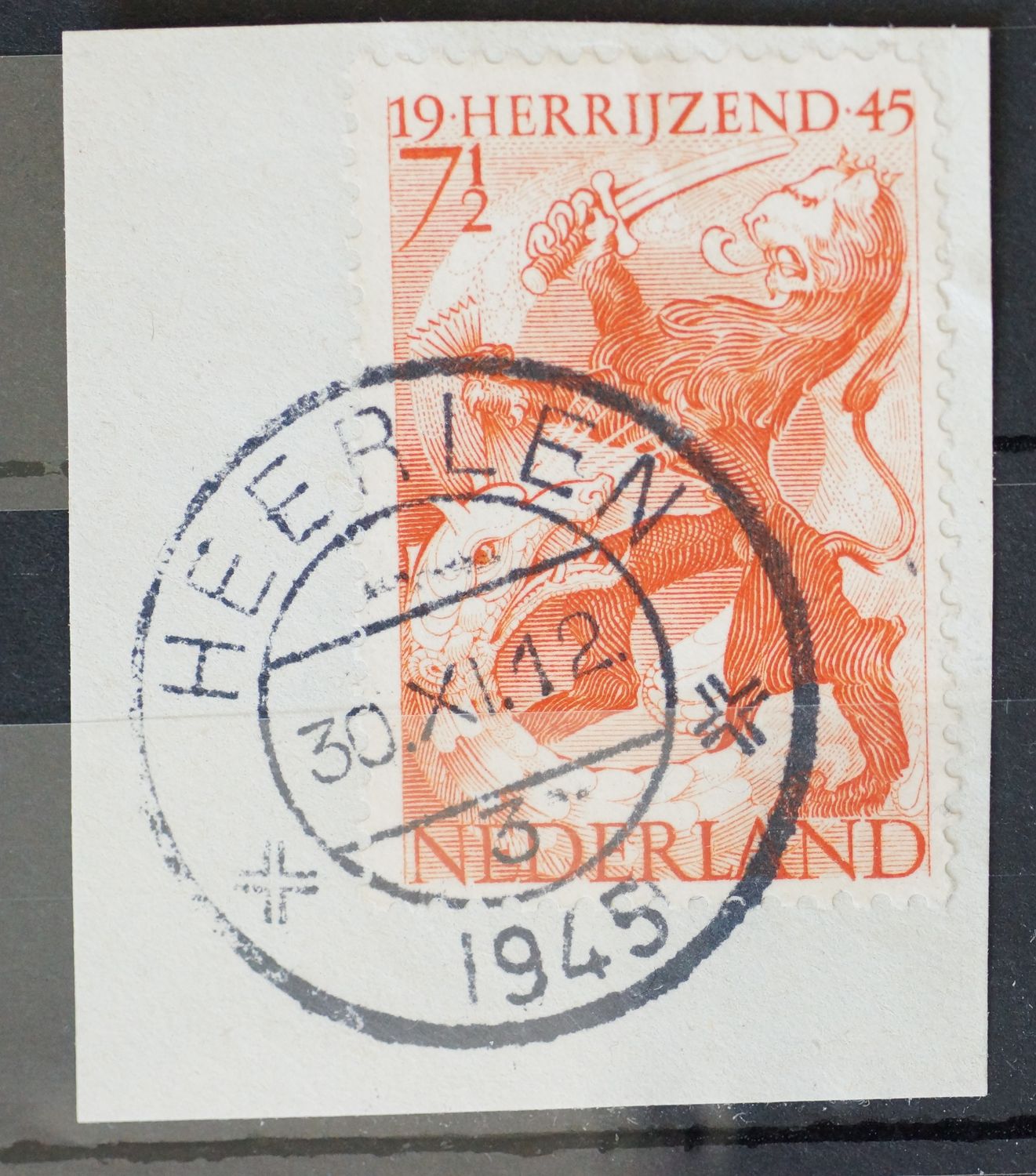 Heerlen 3 op NVPH 443 - open 4 van 1945 Heerlen 3 op NVPH 443 - open 4 van 1945