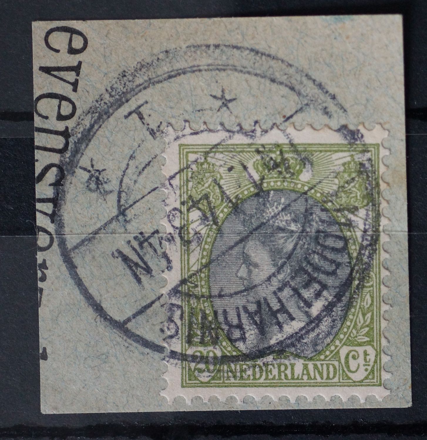 Middelharnis 1 op NVPH 69 - vrij schaars