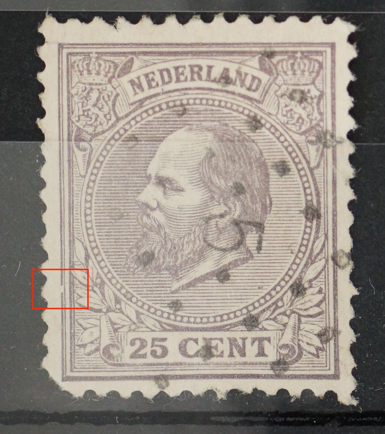 NVPH 26 - breuk in kaderlijn links, onder NVPH 26 - breuk in kaderlijn links, onder