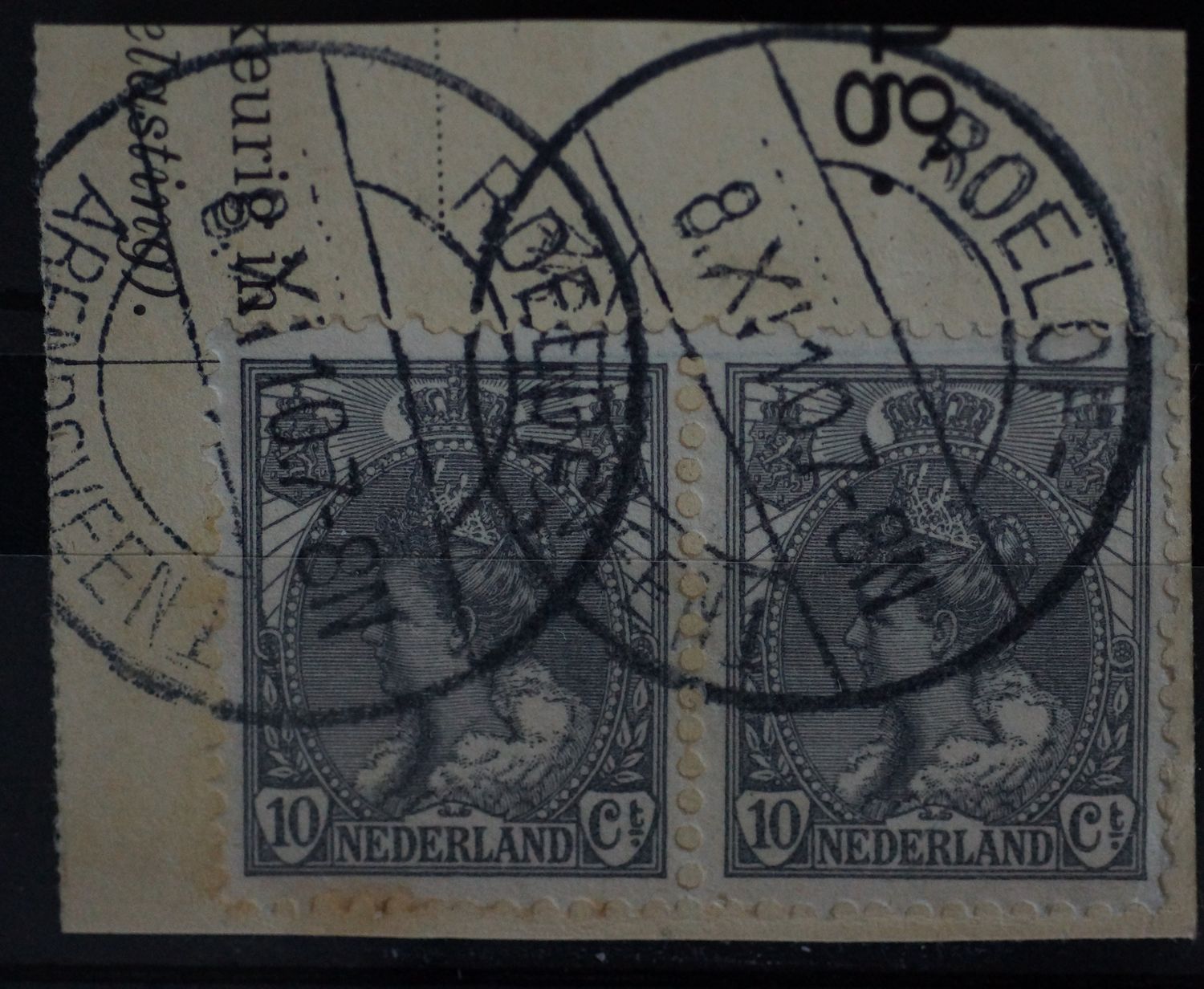 Roelof-Arendsveen 1 op NVPH 62 (paar) Roelof-Arendsveen 1 op NVPH 62 (paar)