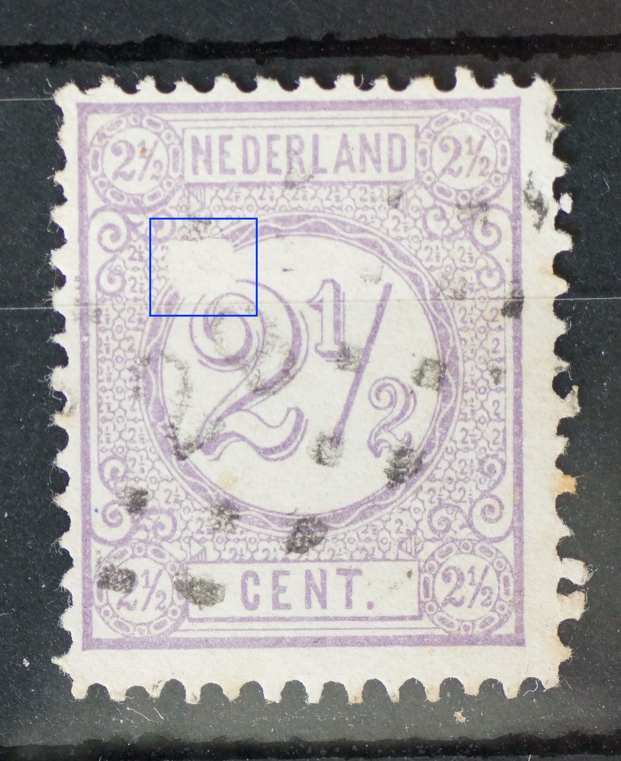 NVPH 33 - grote witte vlek links boven de grote 2 NVPH 33 - grote witte vlek links boven de grote 2