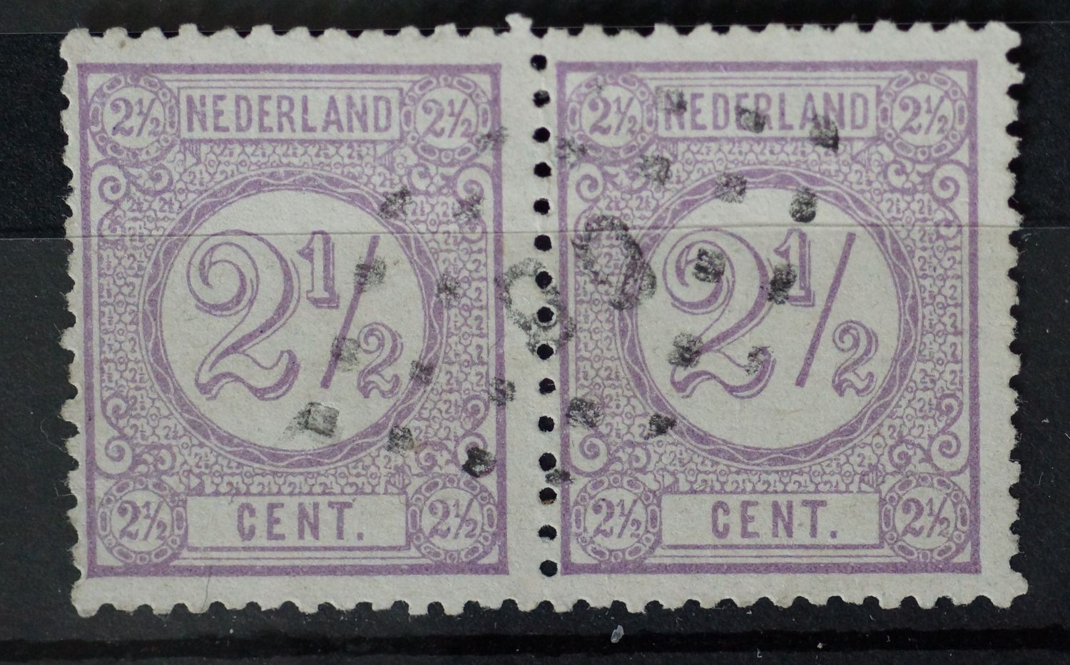 99 (Sneek) op NVPH 33 (paar)