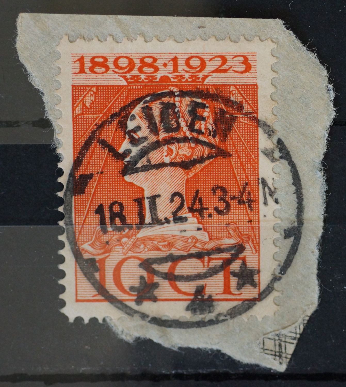 Leiden 4 op NVPH 124