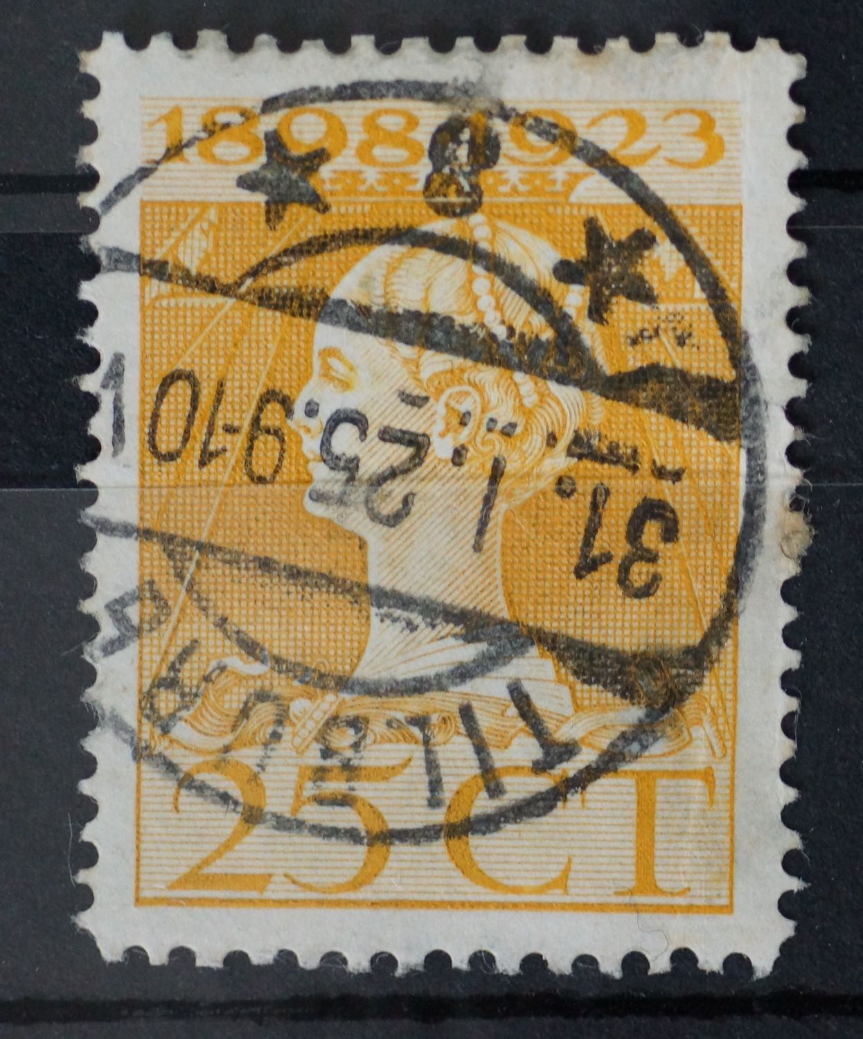 Tilburg 3 op NVPH 126 - vrij schaars