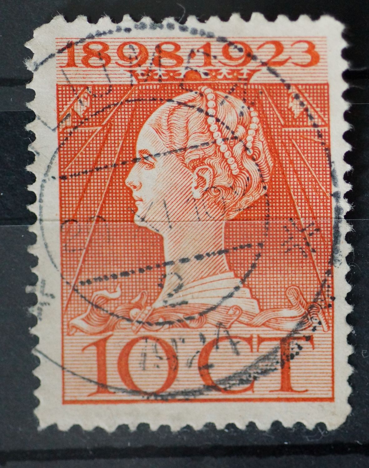 Vlijmen 2 op NVPH 124