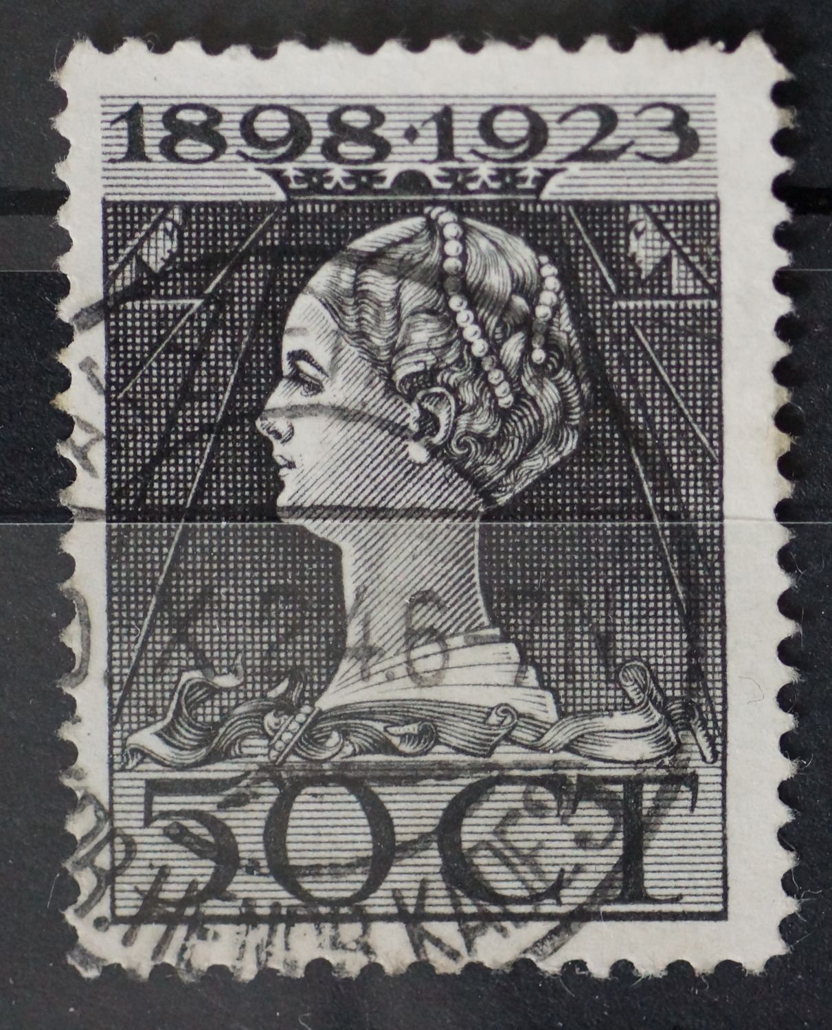 Amsterdam Pr. Hendr.kade 3 op NVPH 128 - vrij schaars