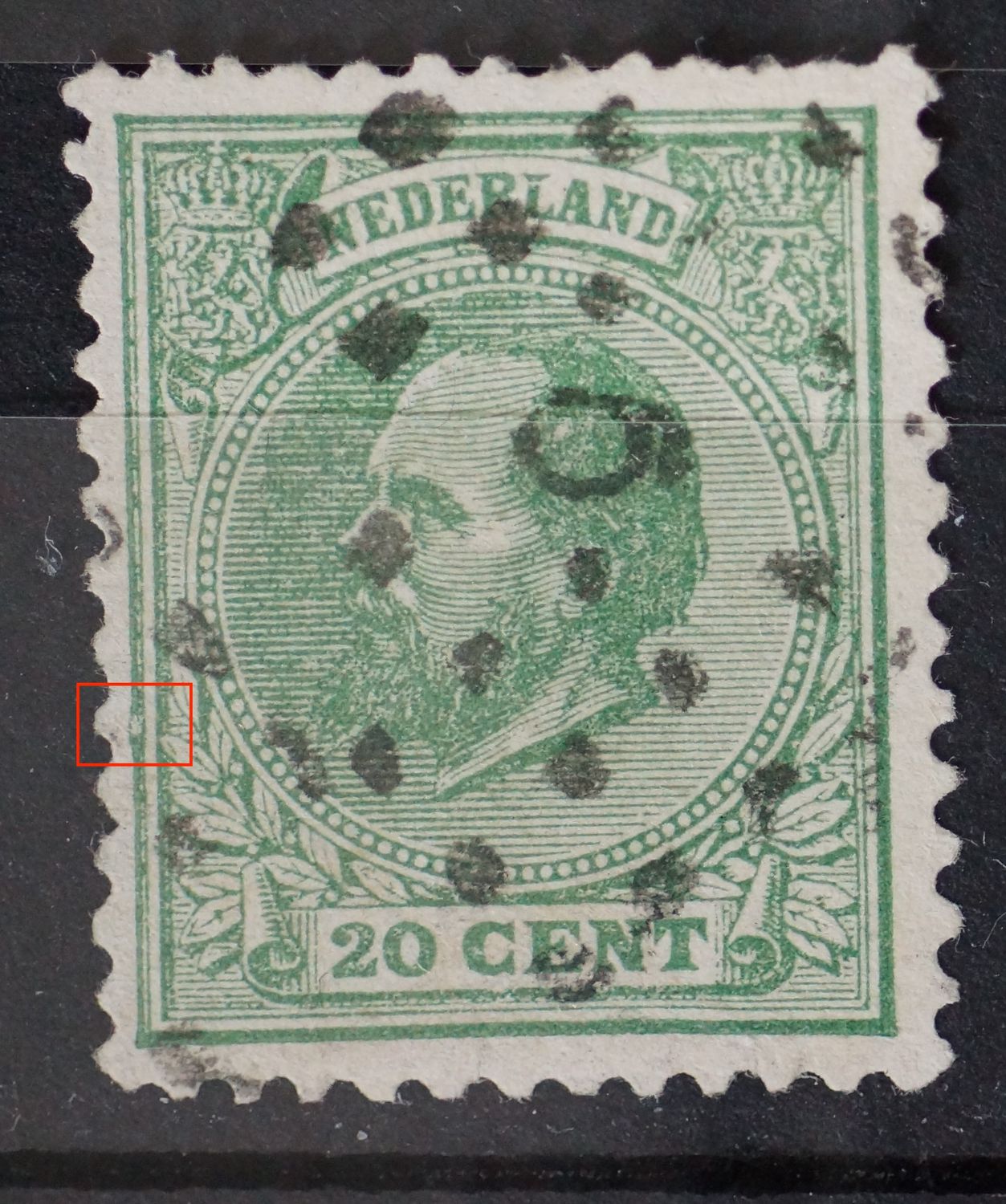 NVPH 24 - witte vlek / beschadiging in kaderlijn links NVPH 24 - witte vlek / beschadiging in kaderlijn links