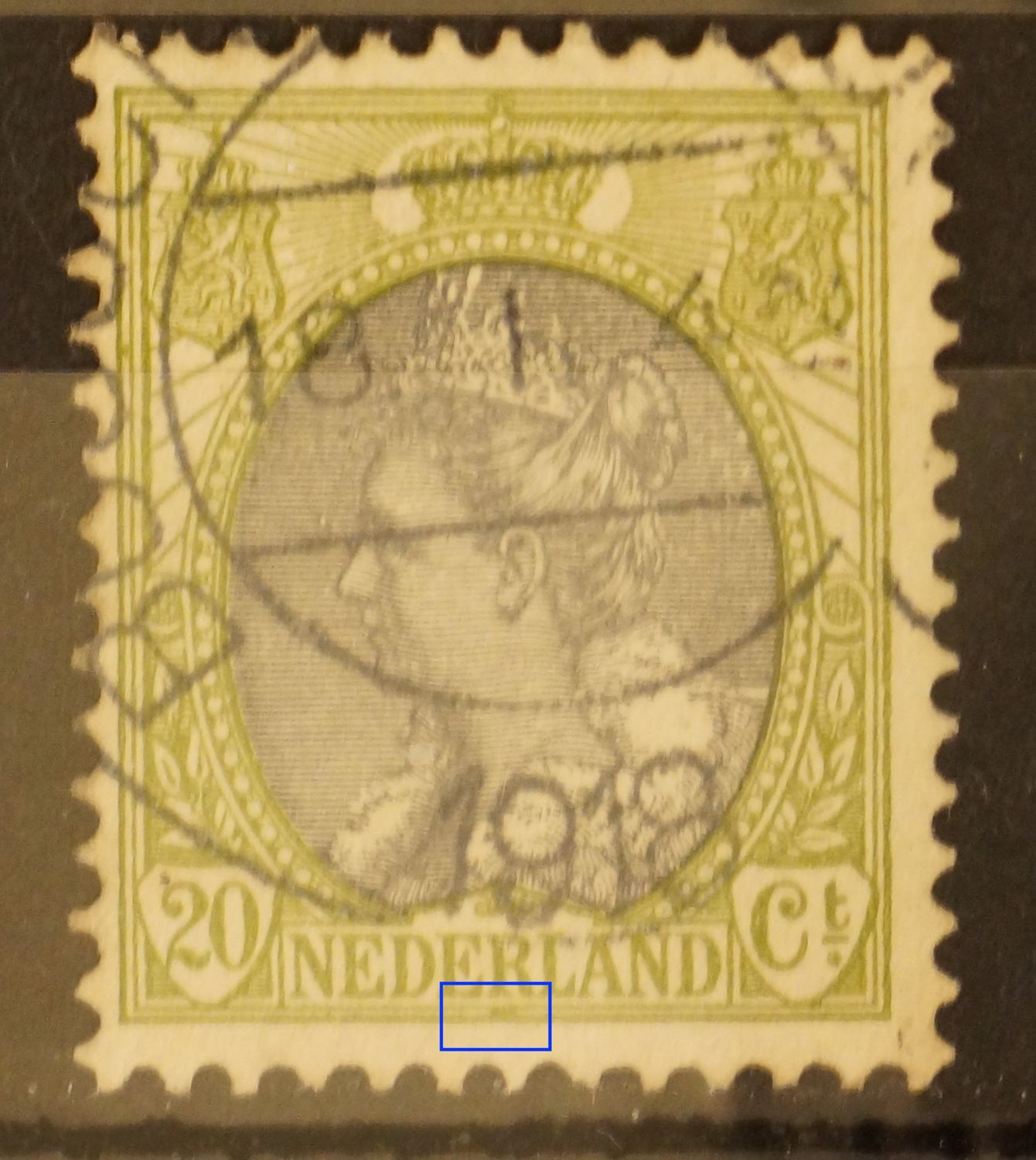 NVPH 69 - groene vlek onder de R van NEDERLAND