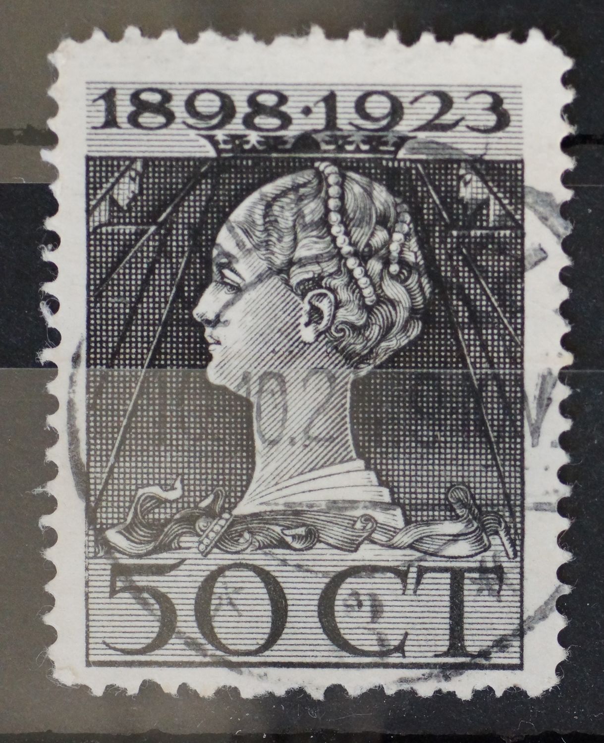 Zaltbommel 3 op NVPH 128 - vrij schaars