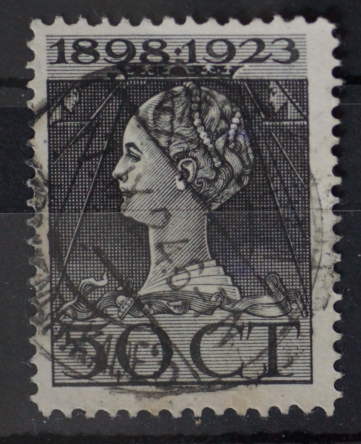 Amsterdam Pr. Hendr.kade 3 op NVPH 128 - vrij schaars
