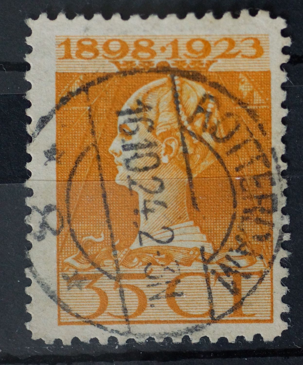 Rotterdam 8 op NVPH 127