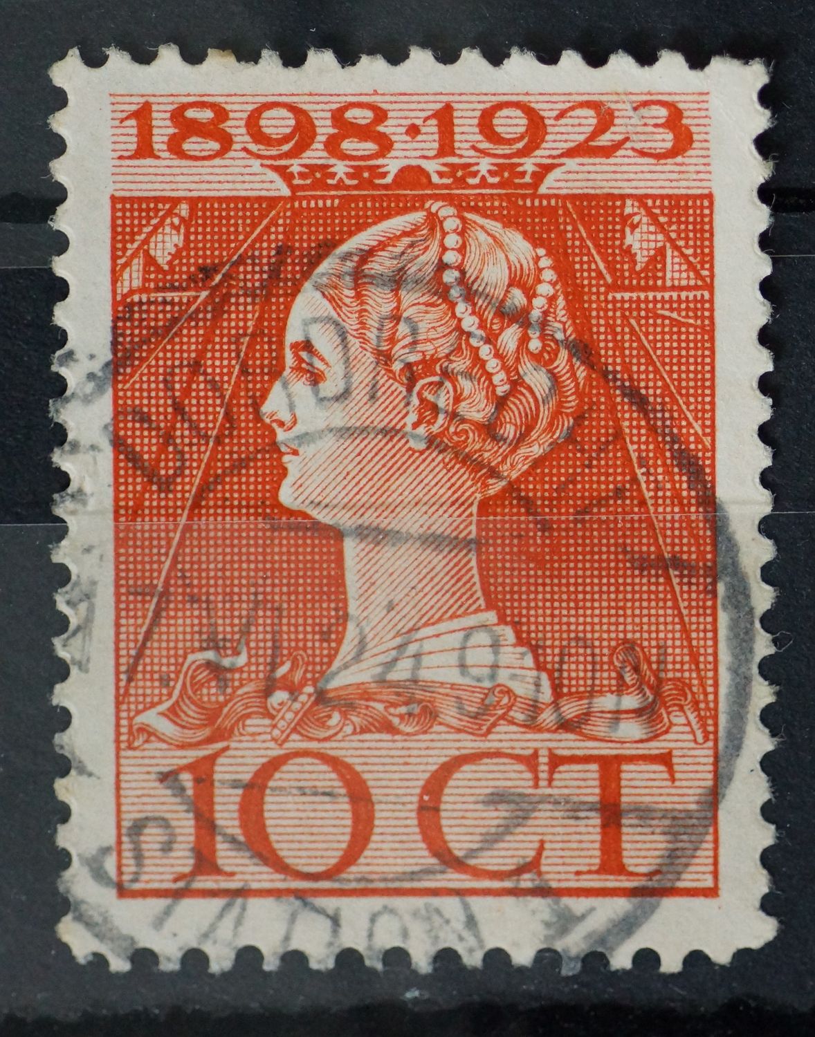 Dordrecht Station 1 op NVPH 124 - vrij schaars